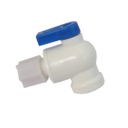 CBV-0404, Tank Ball Valve to 1/4 OD Tubing *standard RO tank size*